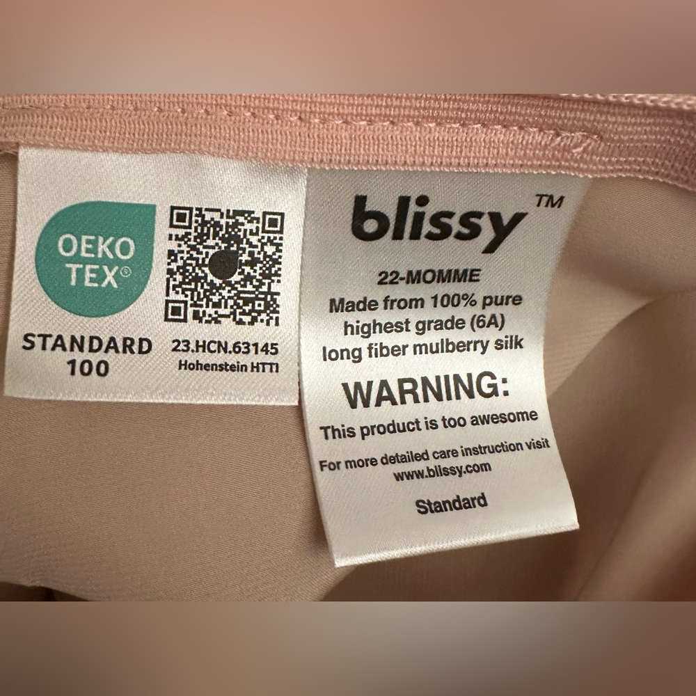 Blissy 22-Momme 100% Mulberry Silk Pillowcase in Rose Standard Size 20”x 26” - Picture 5 of 5